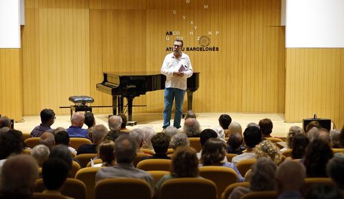 Miquel Badal, president de Joventuts Musicals de Barcelona, el juny de 2022 en el concert del Memotial Mompou-Bravo